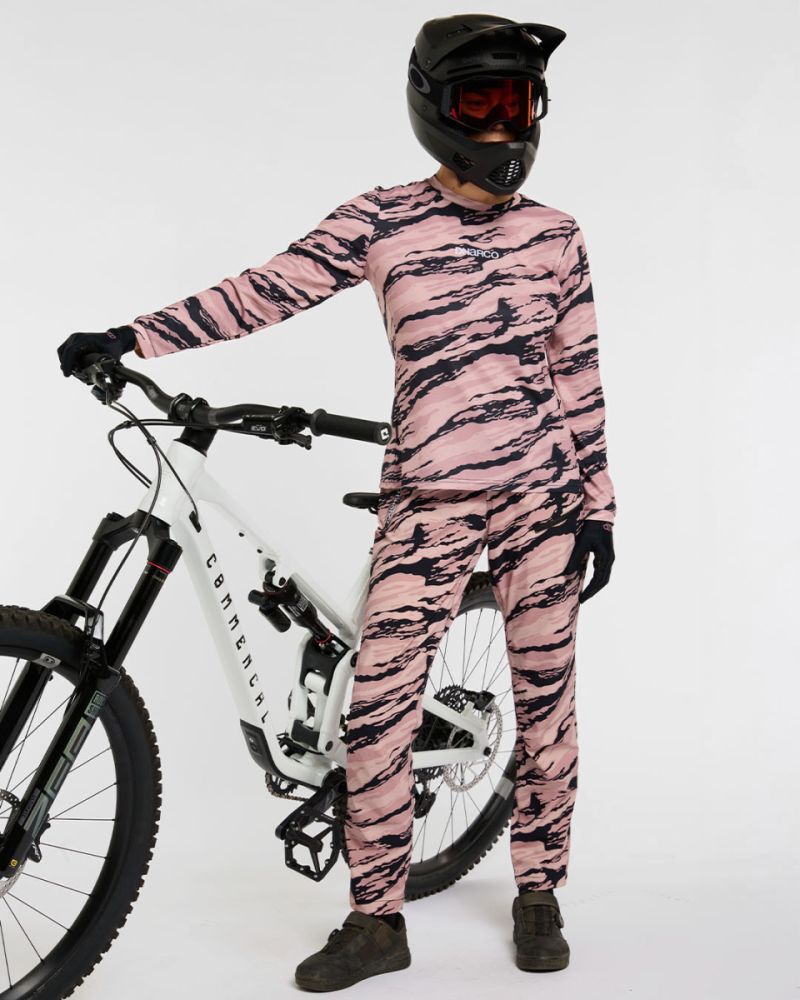 Dharco Womens Gravity Jersey | Ambush, M