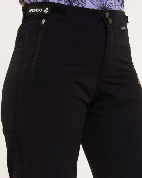 Dharco Womens Gravity Shorts | Black